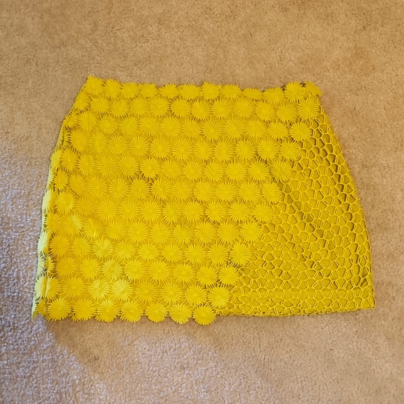 Yellow/Green top shop lace mini skirt - Picture 1 of 1